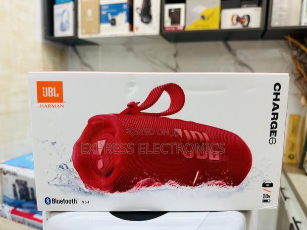 Long Lasting Effects Bluetooth Speaker Charge 6 Red JBL · Photo 2