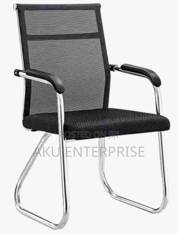 Office Stable Chair · Photo 2