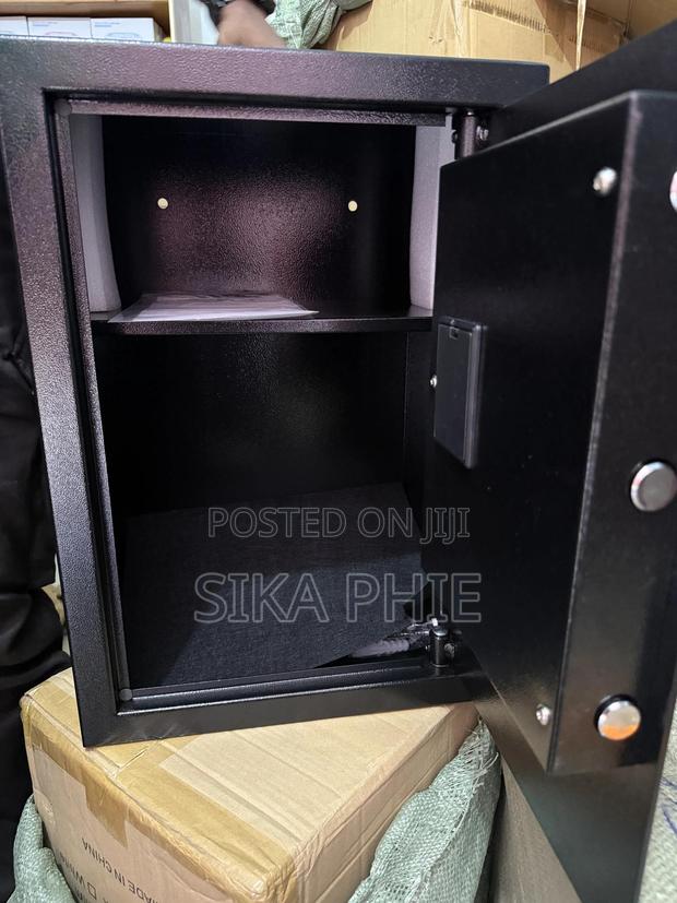 Safe Box , Digital And Password photo 3