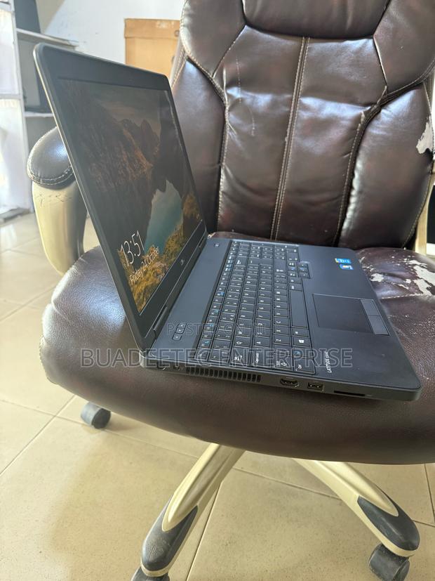 Laptop Dell Latitude 15 E5540 8GB Intel Core I3 HDD 1T photo 3