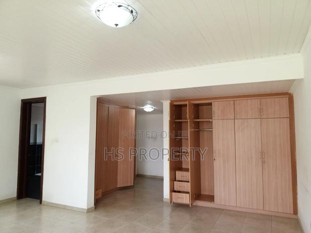 5bdrm House in Cantonments for rent photo 7