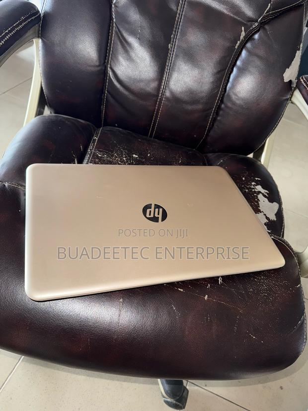 Laptop HP Pavilion 15 8GB AMD SSD 256GB photo 2
