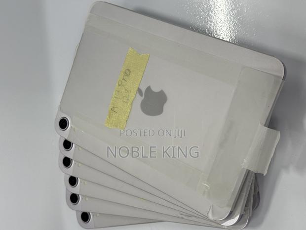 New Apple iPad mini (2024) 128 GB Silver photo 4