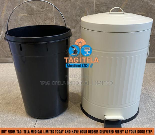 Pedal Dustbin (20ltrs Coated Steel) · Photo 4