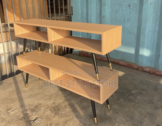 Morden Tv Stand (Free Delivery)