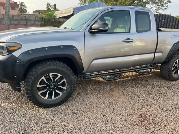 Toyota Tacoma 4dr Double Cab 2016 Silver