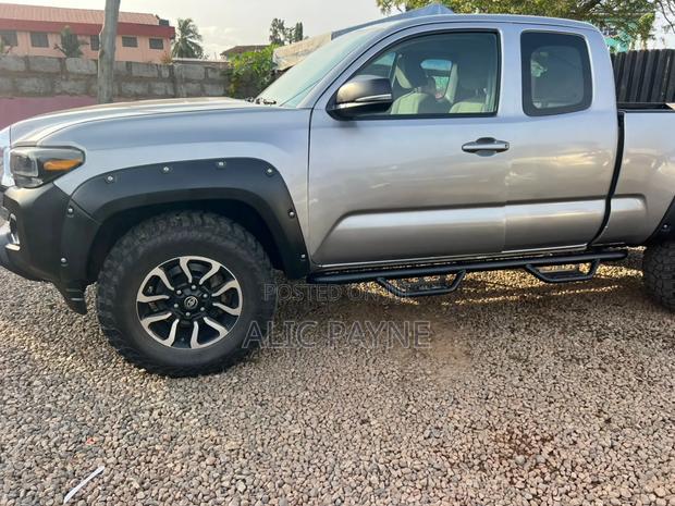 Toyota Tacoma 4dr Double Cab 2016 Silver