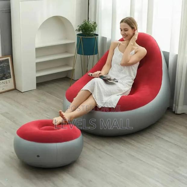 Inflatable Chair With Pump · Photo 3
