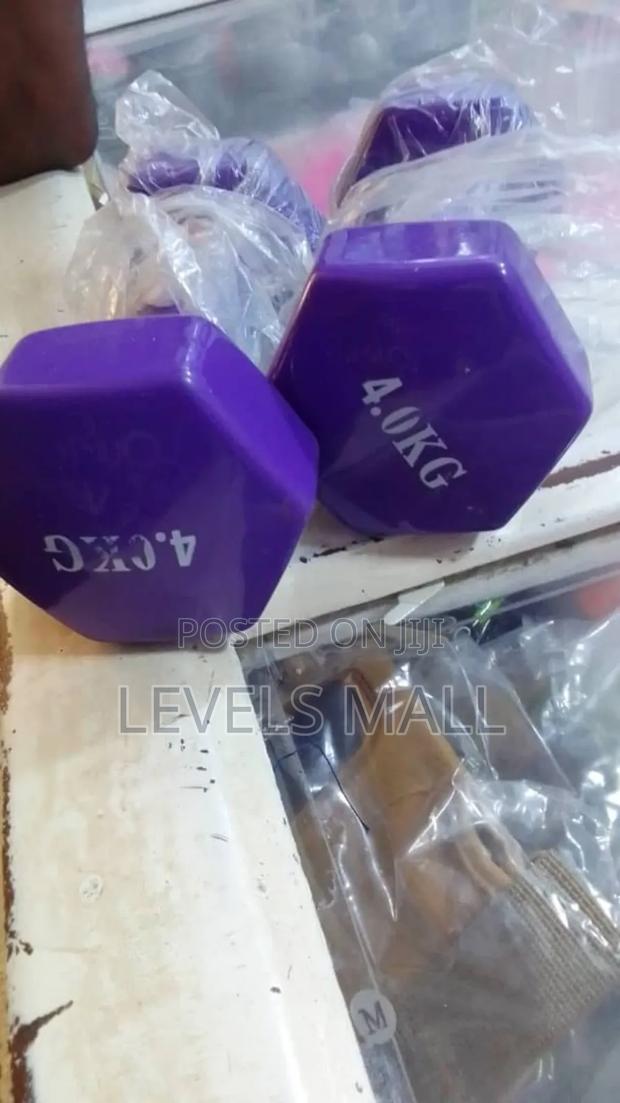 4kg Dumbell · Photo 1