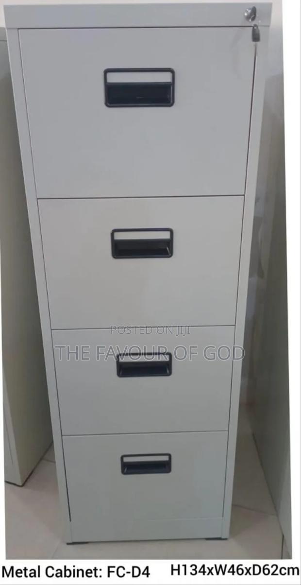 Well Polished 4 Drawer Cabinet