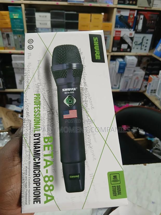 Shure Beta 88a Dynamic Professional Microphone