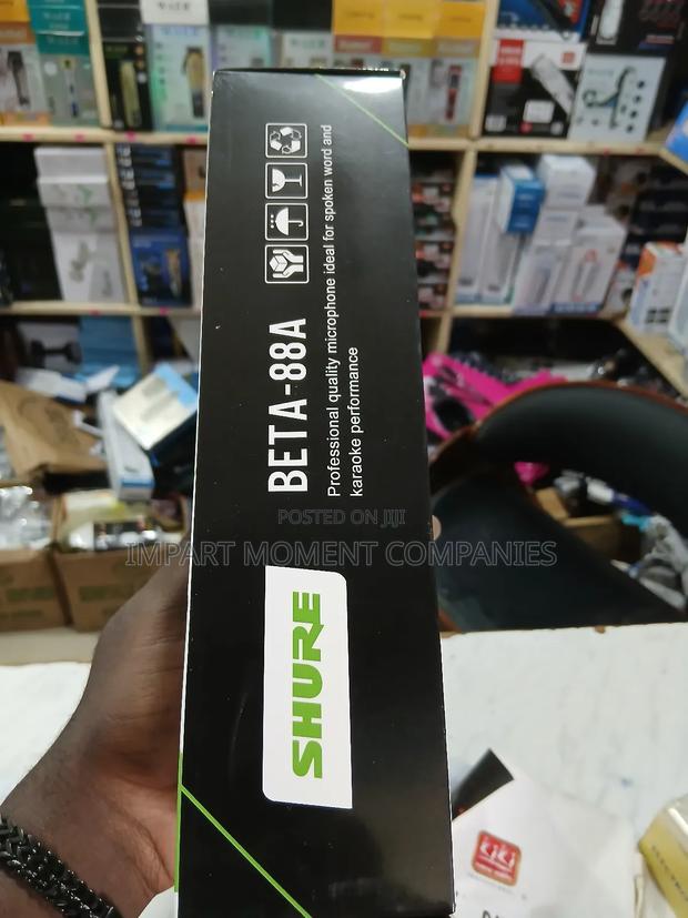 Shure Beta 88a Dynamic Professional Microphone