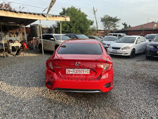 Honda Civic 2019 Red photo 5