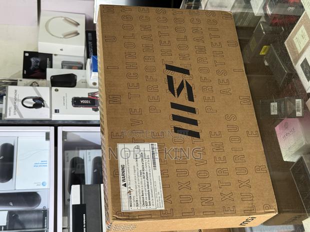 New Laptop MSI Katana 15 32GB Intel Core I7 SSD 1T photo 3
