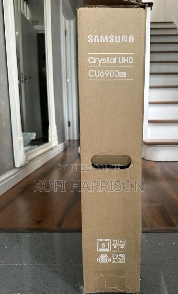Samsung 43'' Crystal Uhd Cu6900 Tv photo 3