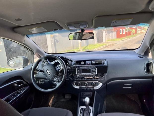 Kia Rio EX 4dr Sedan (1.6L 4cyl 6A) 2015 Gray photo 3