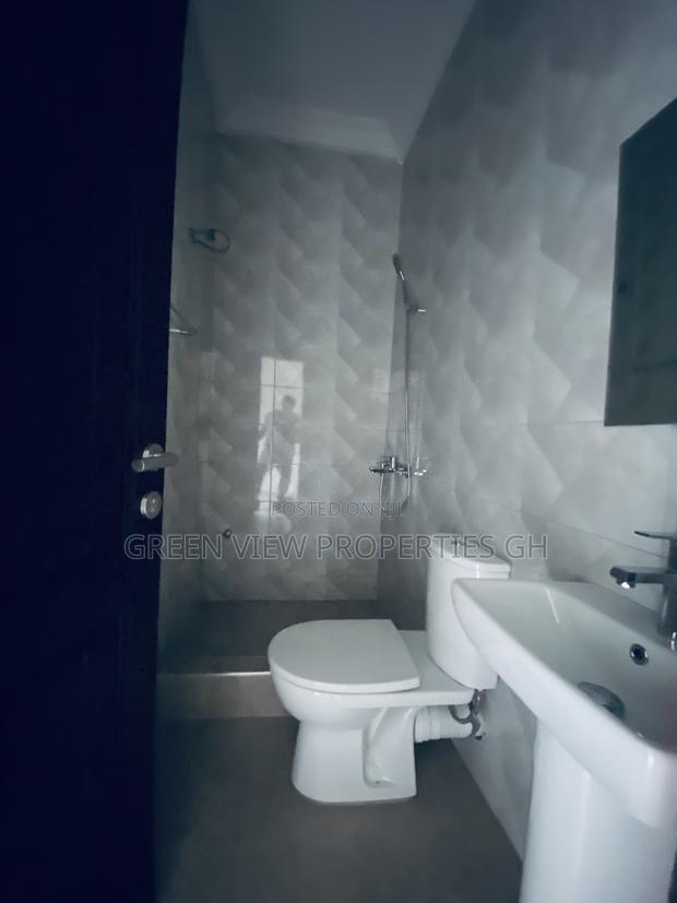 1bdrm Apartment in West Hills Mall Area for rent photo 2