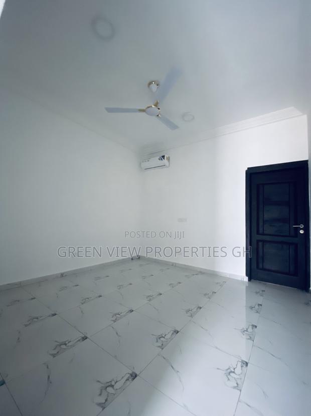 1bdrm Apartment in West Hills Mall Area for rent photo 5