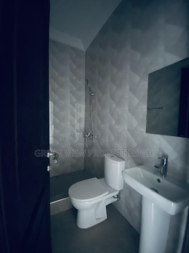 1bdrm Apartment in West Hills Mall Area for rent photo 10