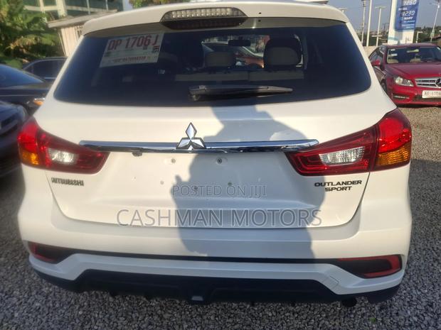 Mitsubishi Outlander 2.0 PHEV AWD 2019 White