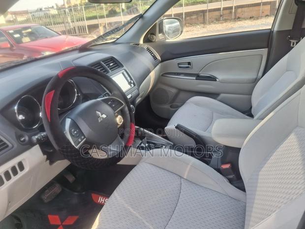 Mitsubishi Outlander 2.0 PHEV AWD 2019 White