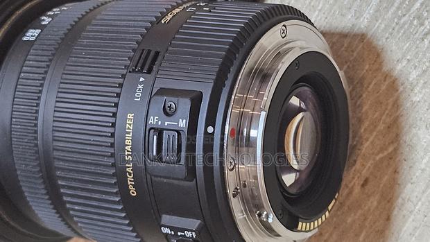 Sigma 17-50mm F/2.8 Ex Dc Os Hsm Lens