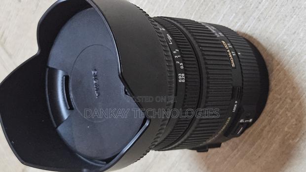 Sigma 17-50mm F/2.8 Ex Dc Os Hsm Lens photo 2