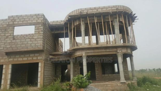 6bdrm House in Tema Metropolitan for sale photo 6