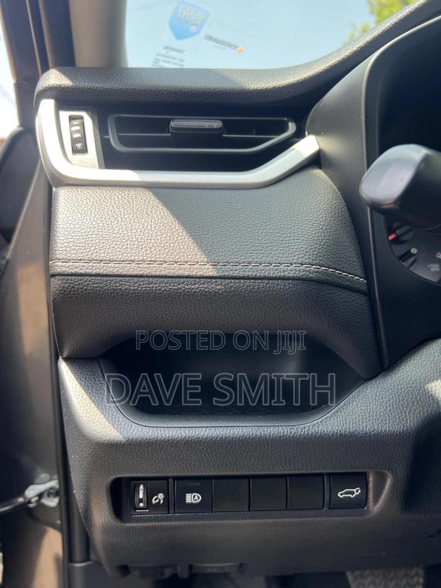 Toyota RAV4 XLE AWD 2020 Gray