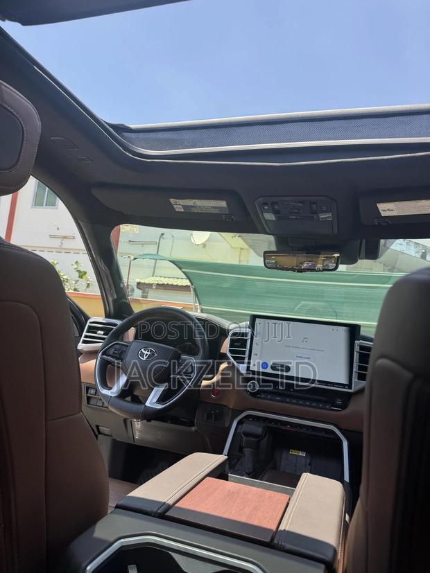 Toyota Tundra 1794 Edition CrewMax 5.5' Bed 2023 Black