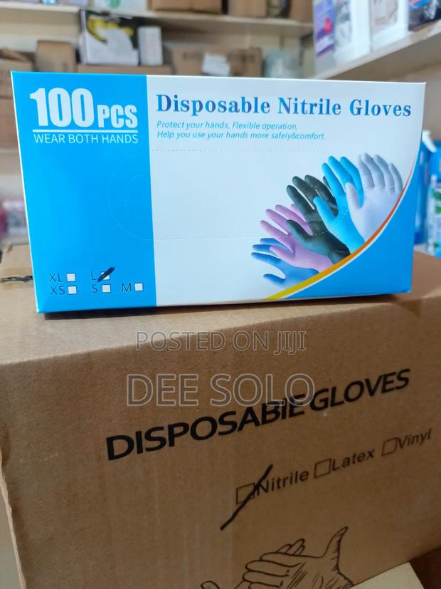 Nitrile Disposable Examination Gloves · Photo 4