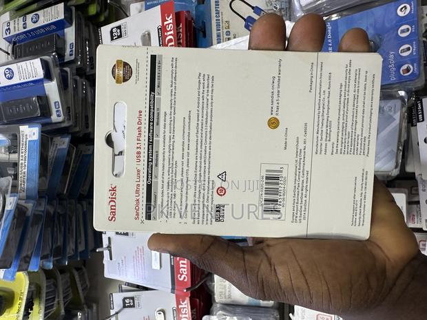 32 Gb Sandisk Drive photo 2