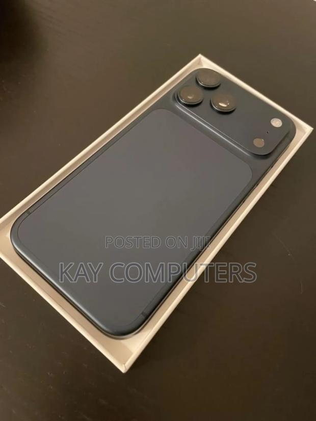 New Apple iPhone 17 Pro 256 GB Blue