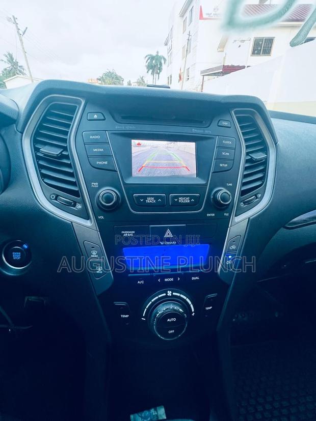 Hyundai Santa Fe 2014 Black
