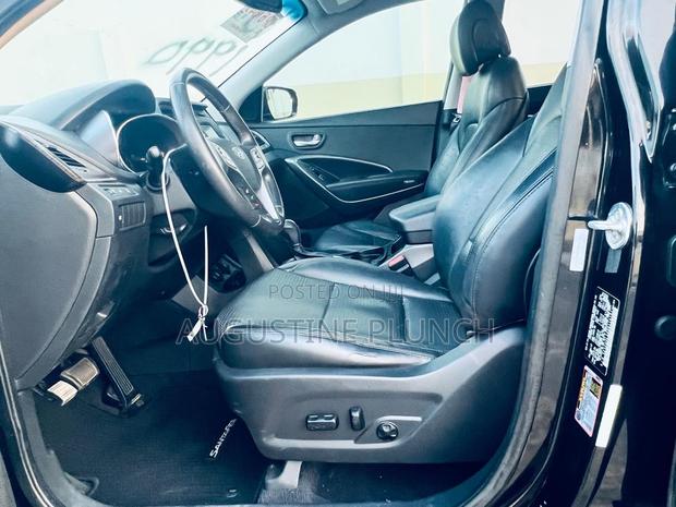 Hyundai Santa Fe 2014 Black