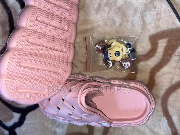 Pink Crocs for Baby Girls Size 36/37 photo 3