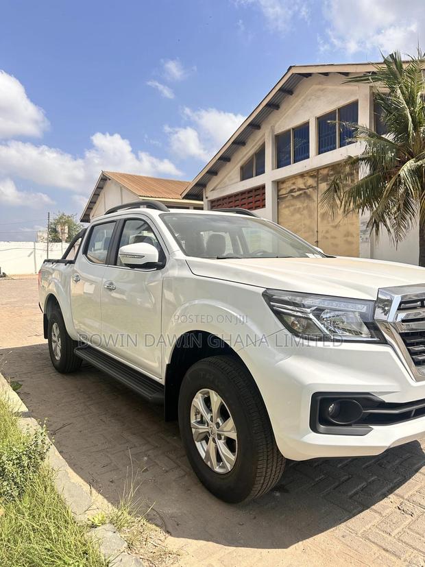 New Nissan Pick-Up 2025 Gray photo 6