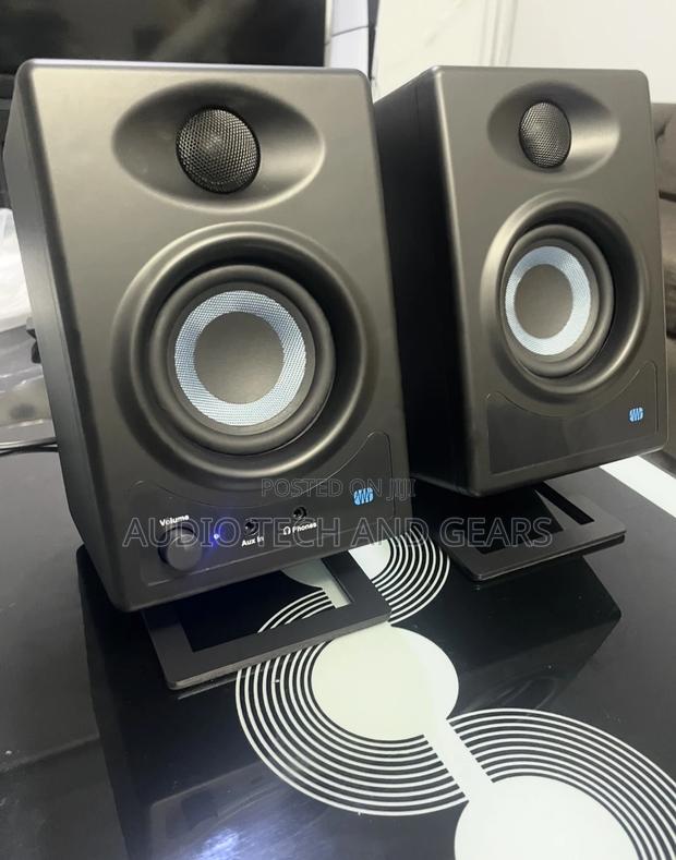 Active Studio Monitors With Monitor Stand · Photo 4