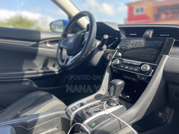 Honda Civic EX-L 2021 Blue