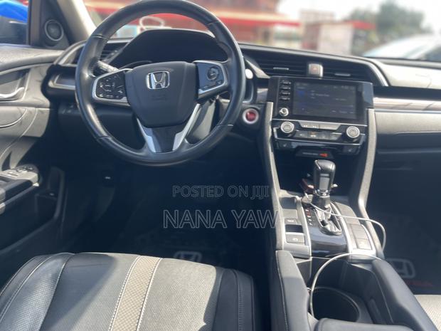 Honda Civic EX-L 2021 Blue