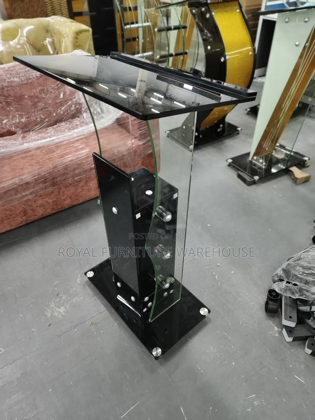 Cute Preaching Podium Stand · Photo 4