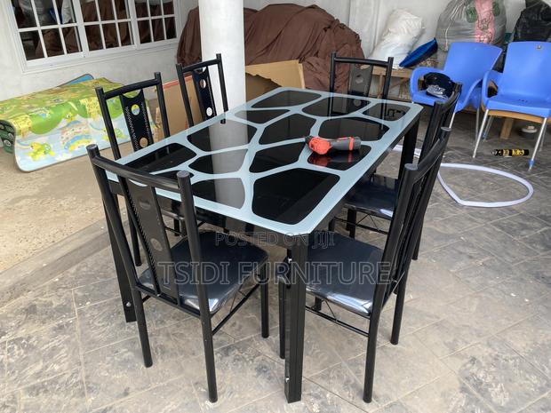 Dining Table With 6chairs · Photo 4