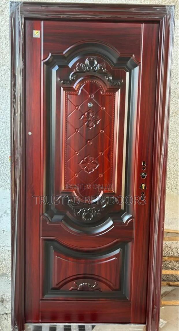 New Paladin Turkey Security Smooth Metal Door · Photo 2