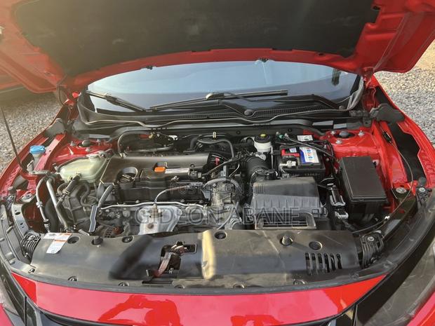 Honda Civic 2019 Red photo 5