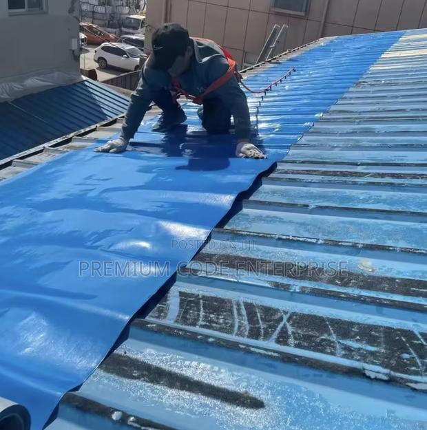 Self-Adhesive Waterproof Roofing Membrane photo 2
