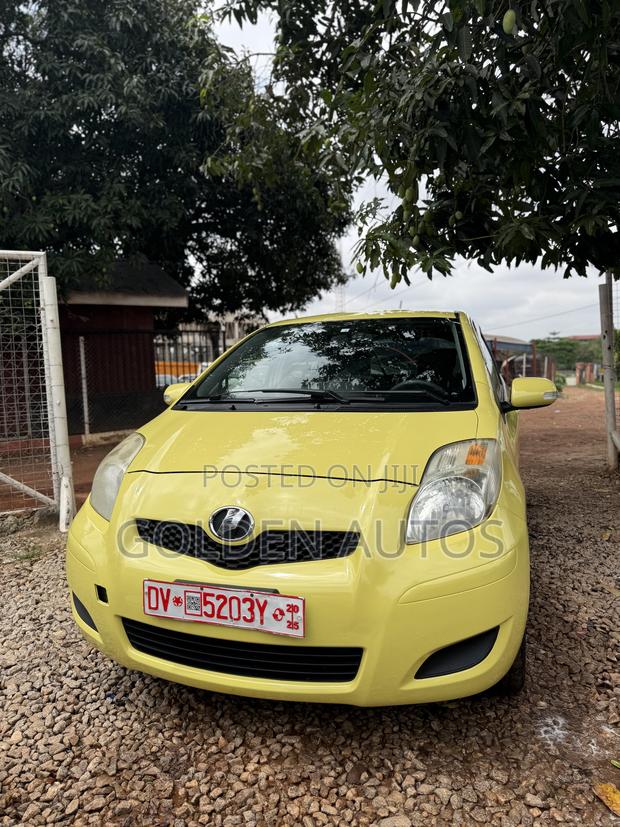 Toyota Vitz 1.3 FWD 3dr 2010
