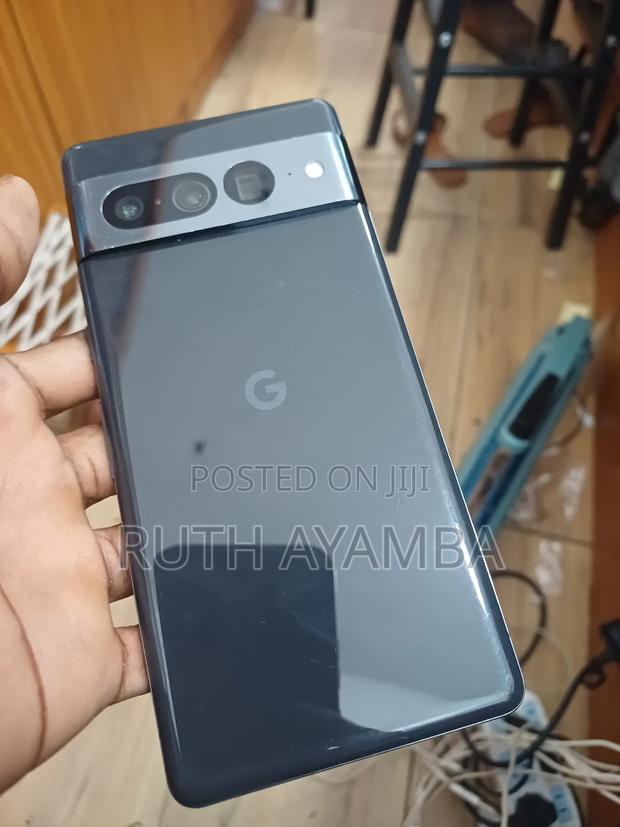 Google Pixel 7 Pro 128 GB Black · Photo 4