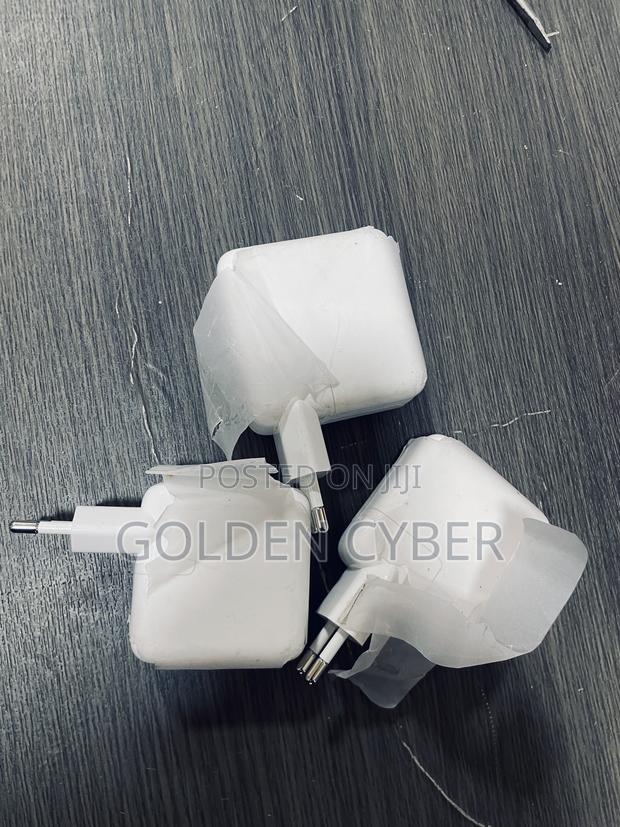 Apple 70w Usb-C Power Adapter Mqln3 photo 6