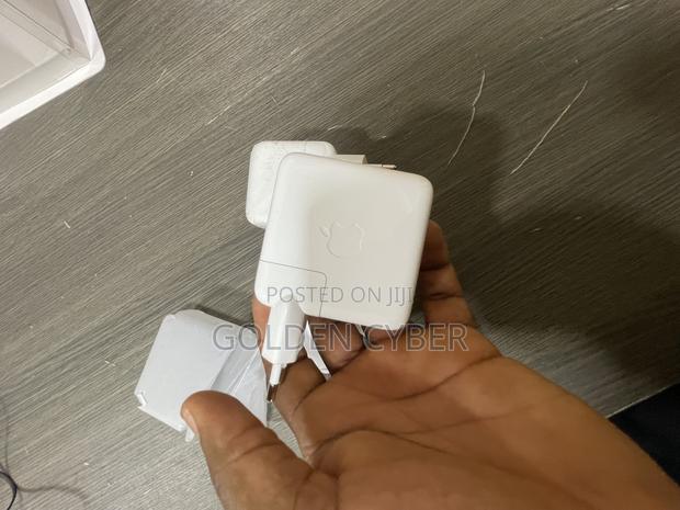 Apple Dual Usb-C Port 35w Power Adapter Mnwp3