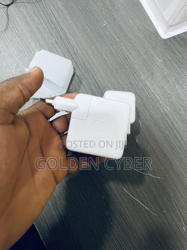 Apple Dual Usb-C Port 35w Power Adapter Mnwp3 photo 3